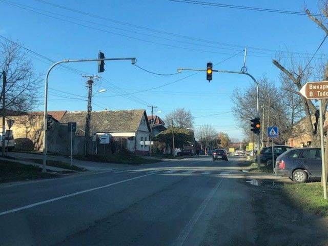 Постављен семафор у Улици Рачког у Петроварадину | Dnevnik